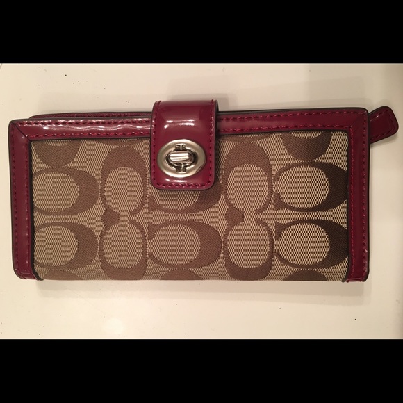 Coach wallet - Picture 1 of 4